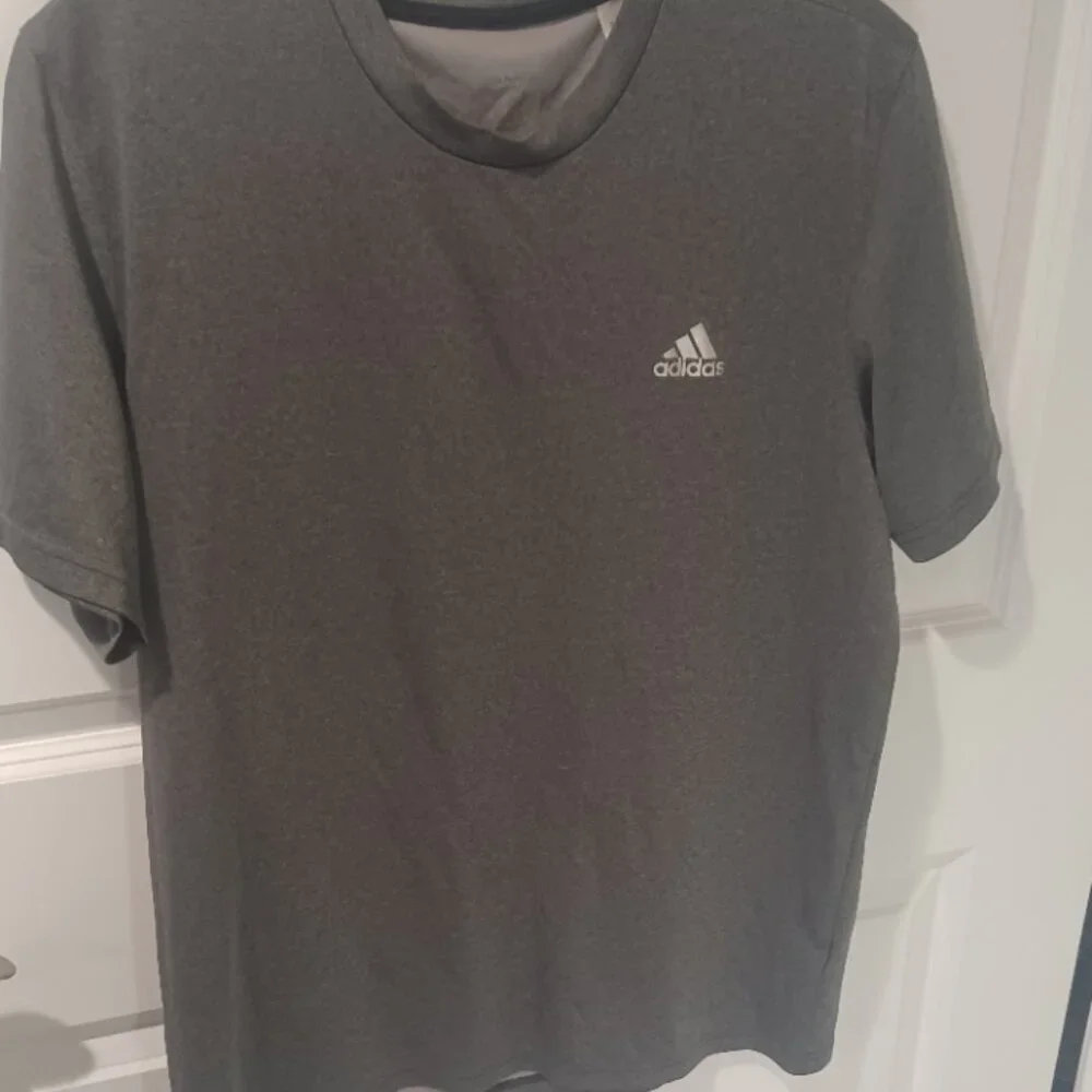 Adidas Climalite Grey Athletic Crew Neck Short Sleeve 939004 Top L